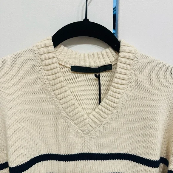 Jenni Kayne Cotton Kate V-Neck - Picture 4 of 7